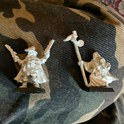 Warhammer dogs war - john, &